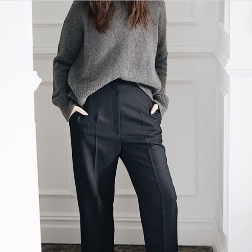 CELINE Ready to Wear- chunky knit. Perf. Condition